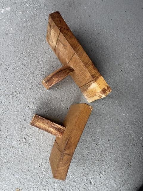 2 houten wandplankjes