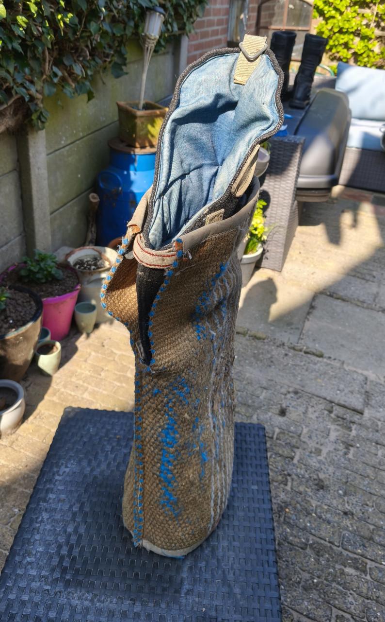 Te koop 2 Steekmouwen