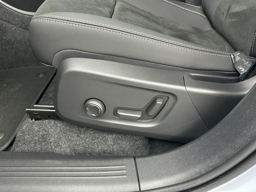 Volvo Ex40 extended range plus europa