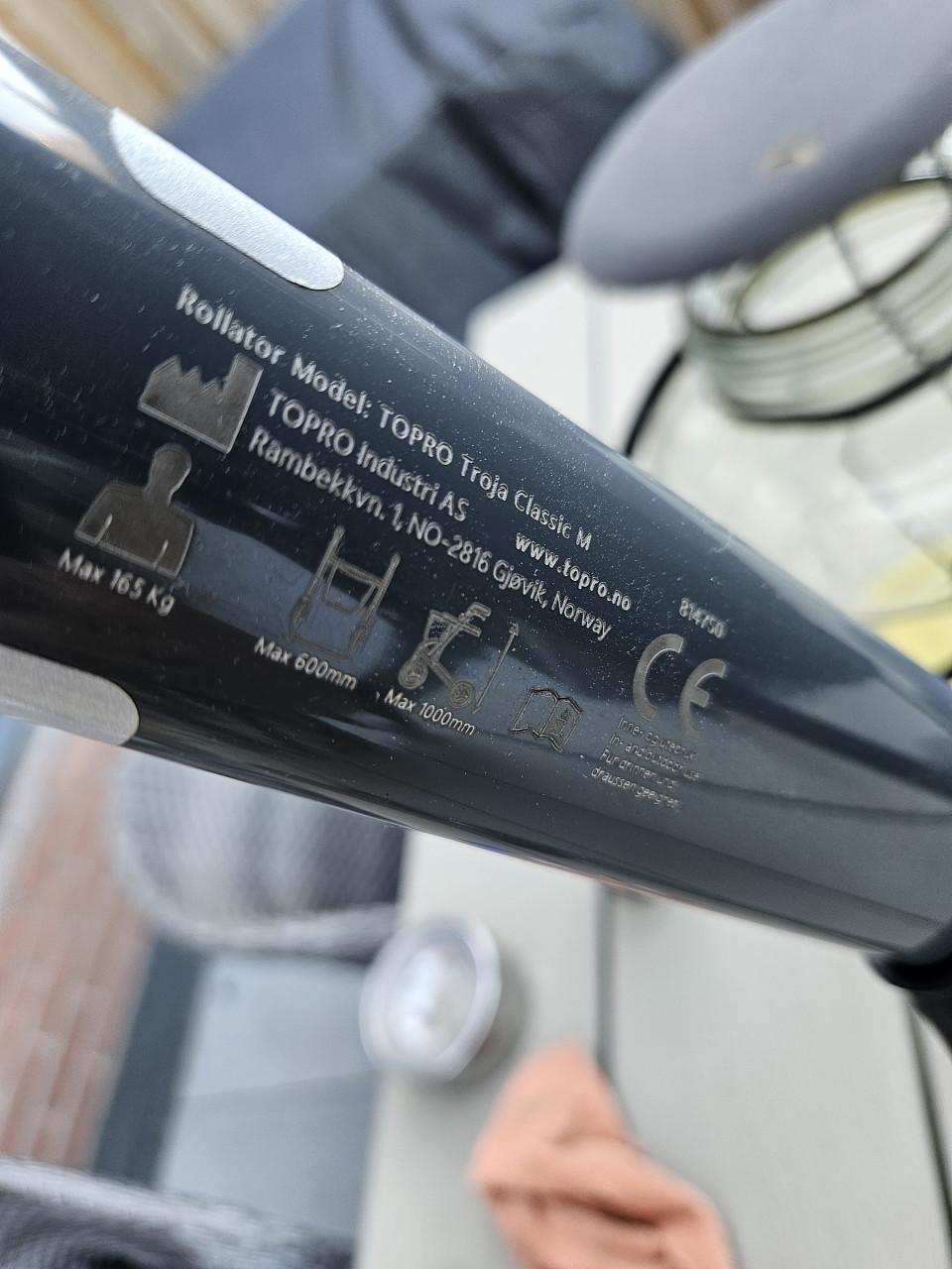 Zeer nette donkergrijze topro troja rollator lichtgewicht