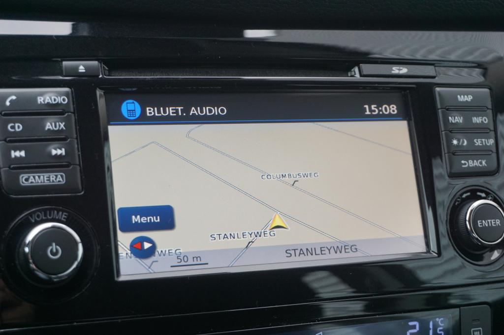 Nissan Qashqai 1.2 acenta climate / navi / cruise / camera / parkeers. / tr