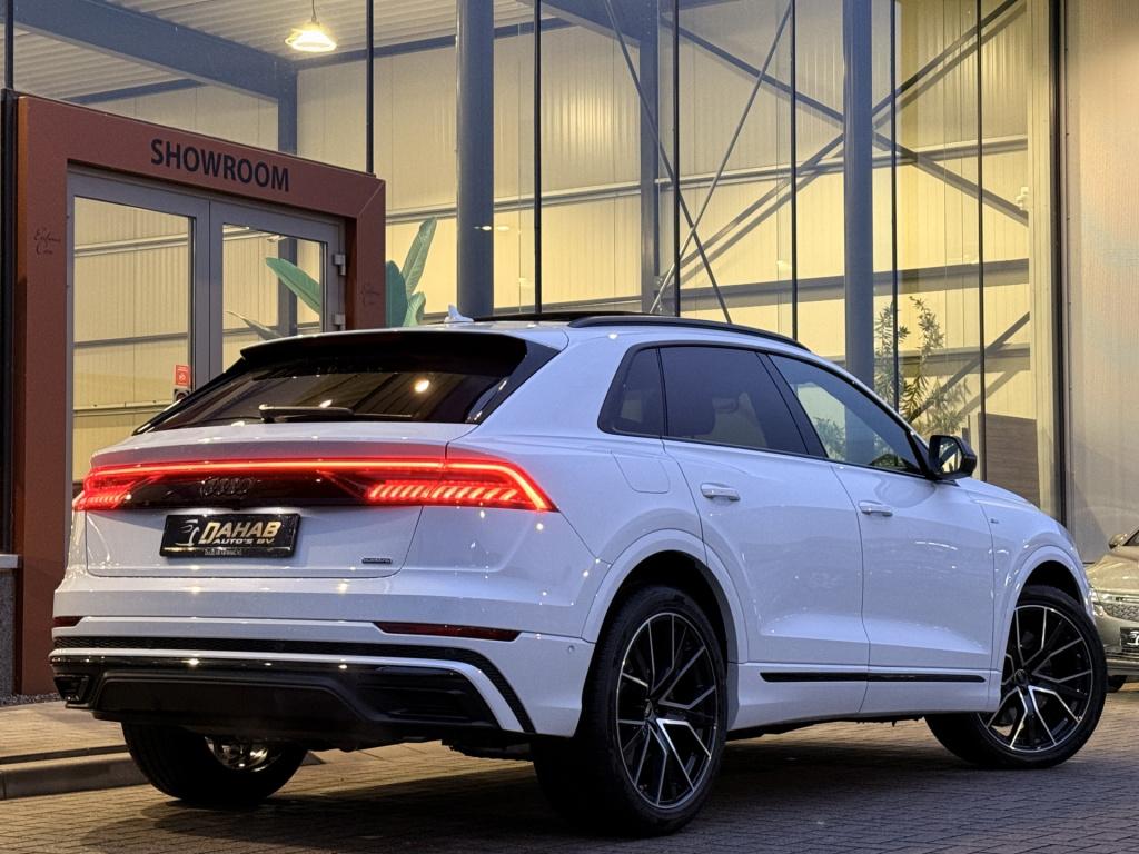 Audi Q8 55 tfsi e quattro pro line s | pano | leder | soft-close | head-up 