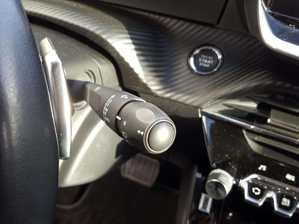 Peugeot 2008 allure 1.5 bluehdi 130pk automaat (eat8) apple carplay & andro