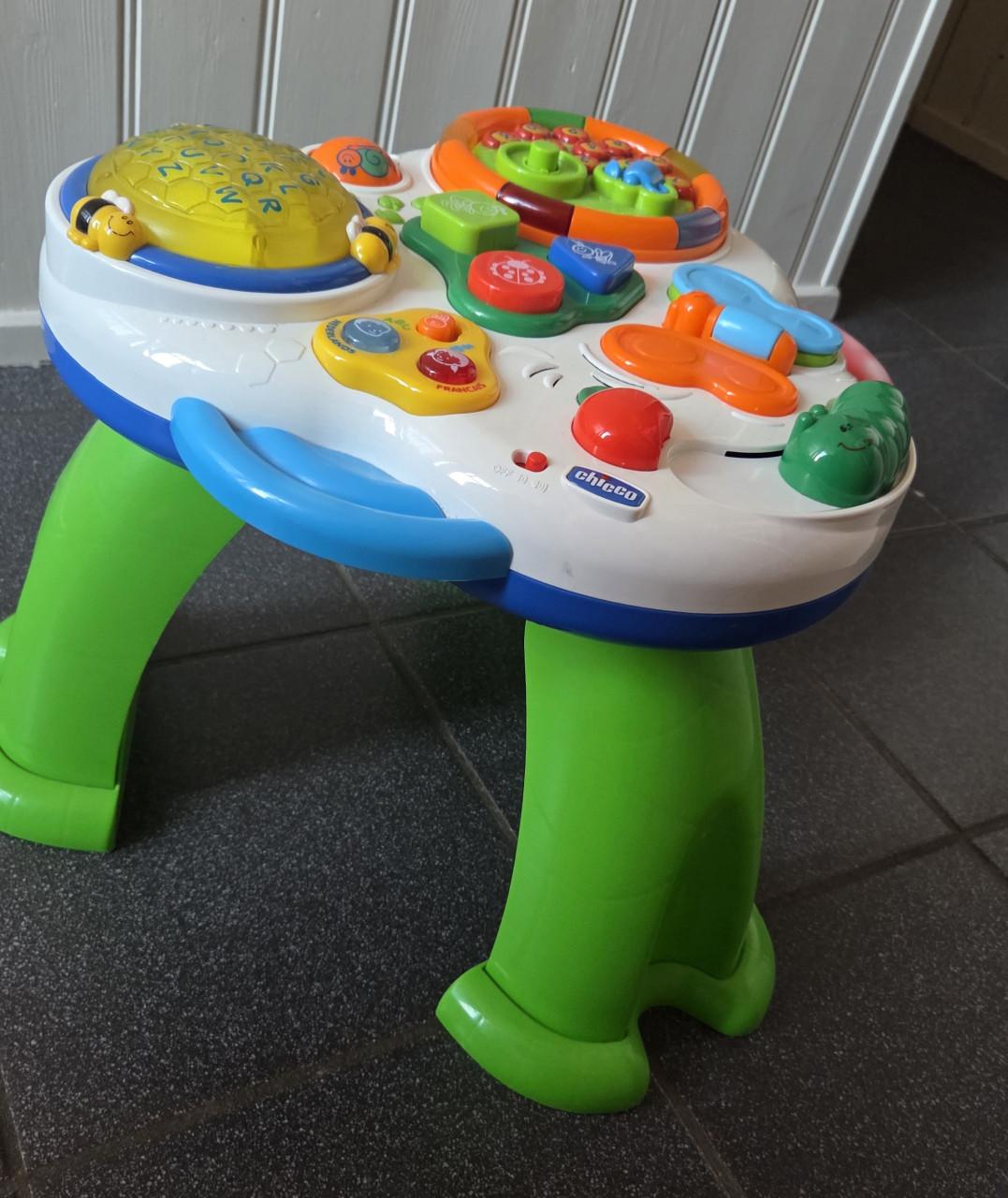 Chicco peutersspeel tafel