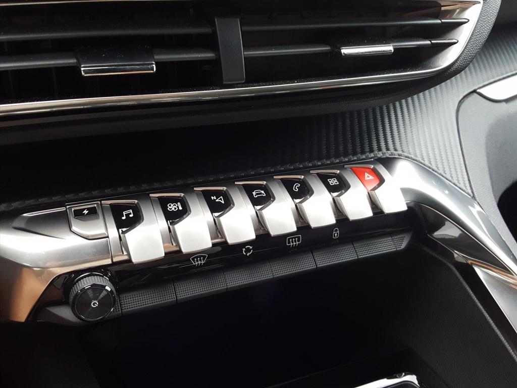 Peugeot 3008 1.6 plug-in hybrid 225pk e-eat8 allure pack business | navi |