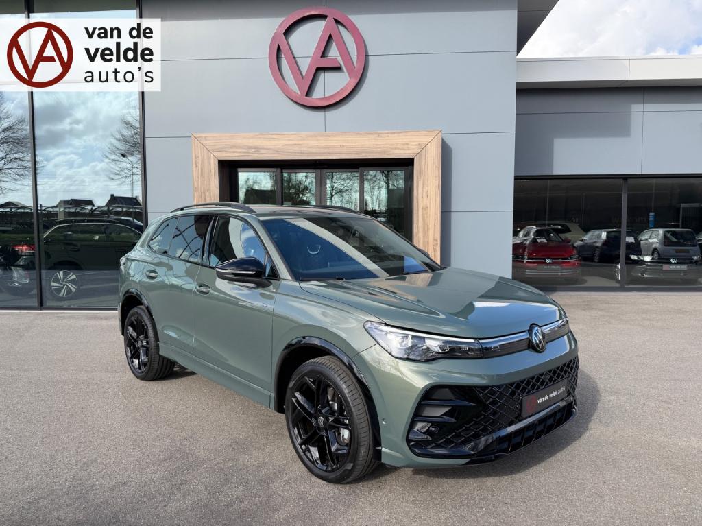 Volkswagen Tiguan 1.5 ehybrid r-line | black line | 360 camera | trekhaak |
