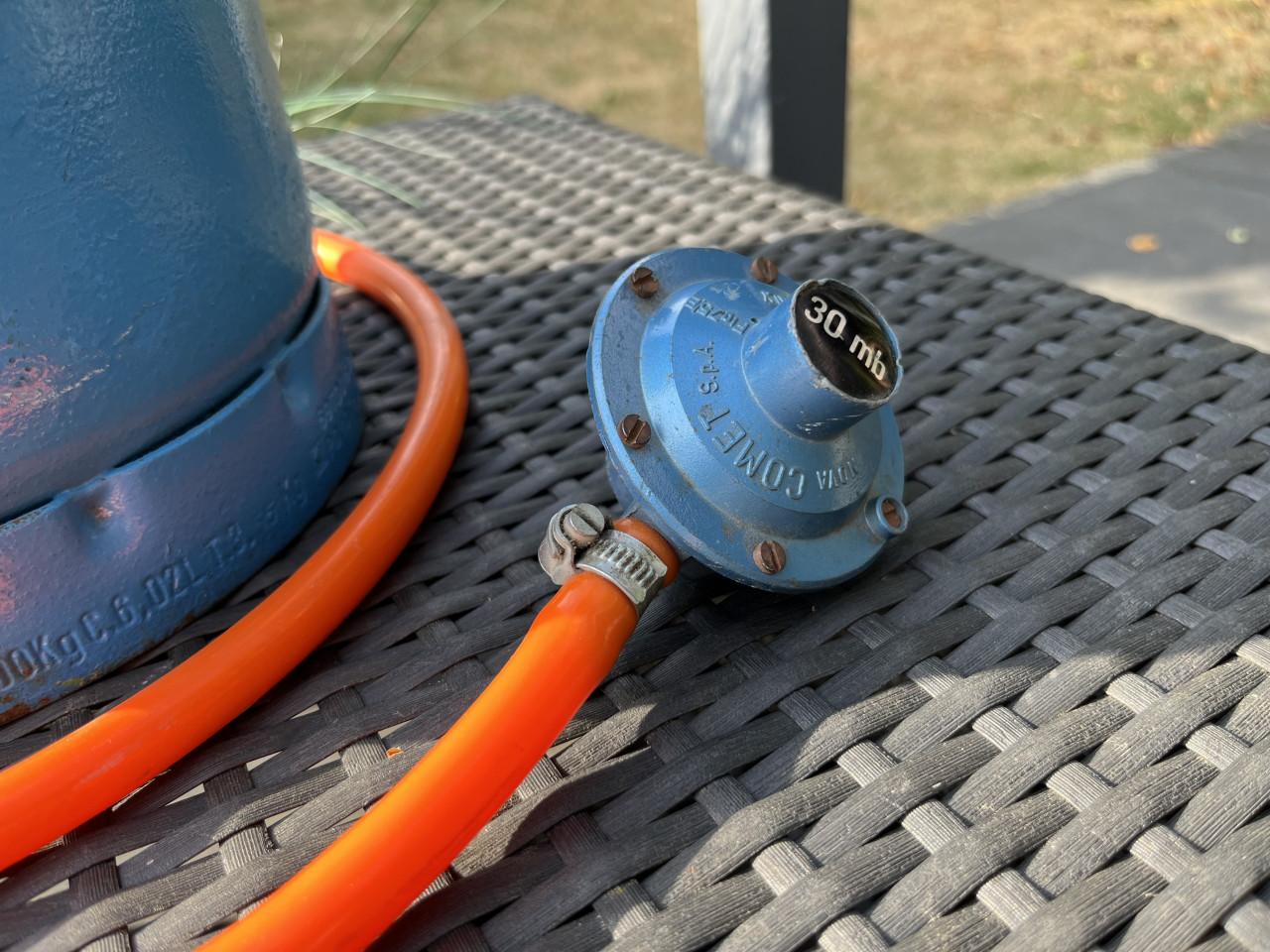 Campinggaz fles met drukregelaar