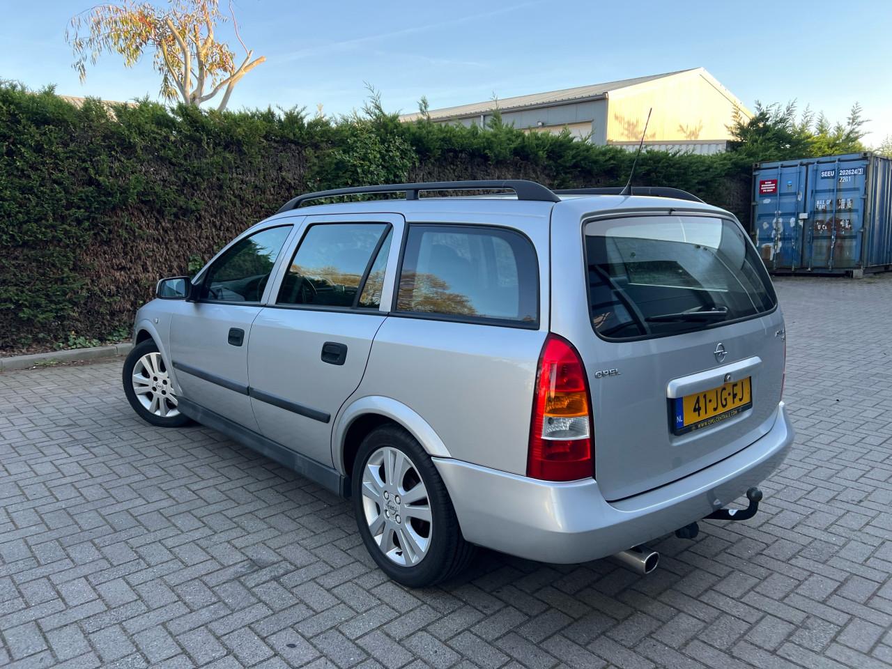 Opel Astra Wagon 1.6-16V Sport 134.376KM