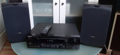 Philips reciever met boxen en afstandbediening