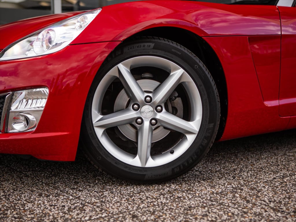 Opel GT 2.0 turbo premium pakket i 310 pk