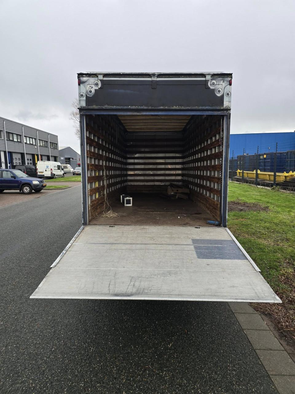 Nissan Trade 3.0 TDI – Grote Meubelbak nieuwe apk €1750