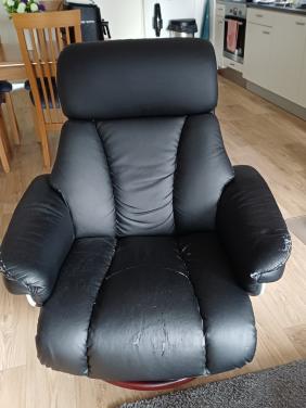 Draaifauteuil met hocker