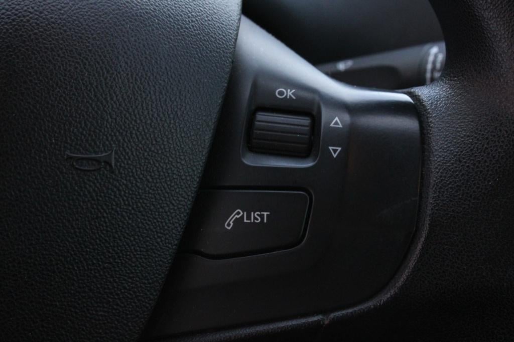 Peugeot 208 1.2 vti access