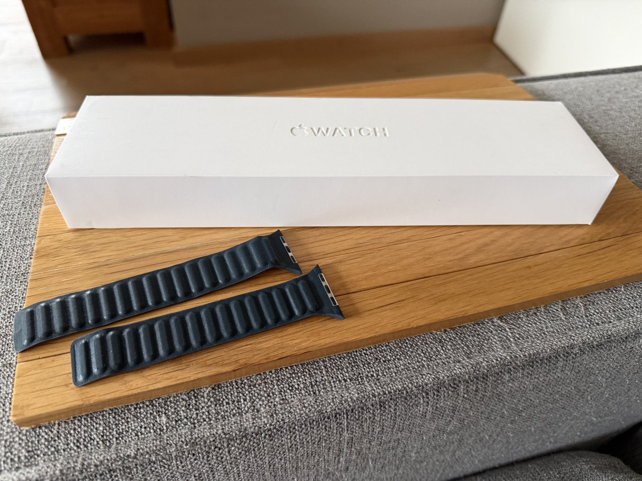 Apple Watch serie 6 zilver 40mm met wit bandje