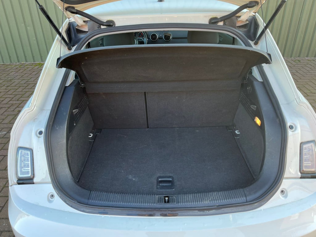 Audi A1 1.2 tfsi attraction pro line business