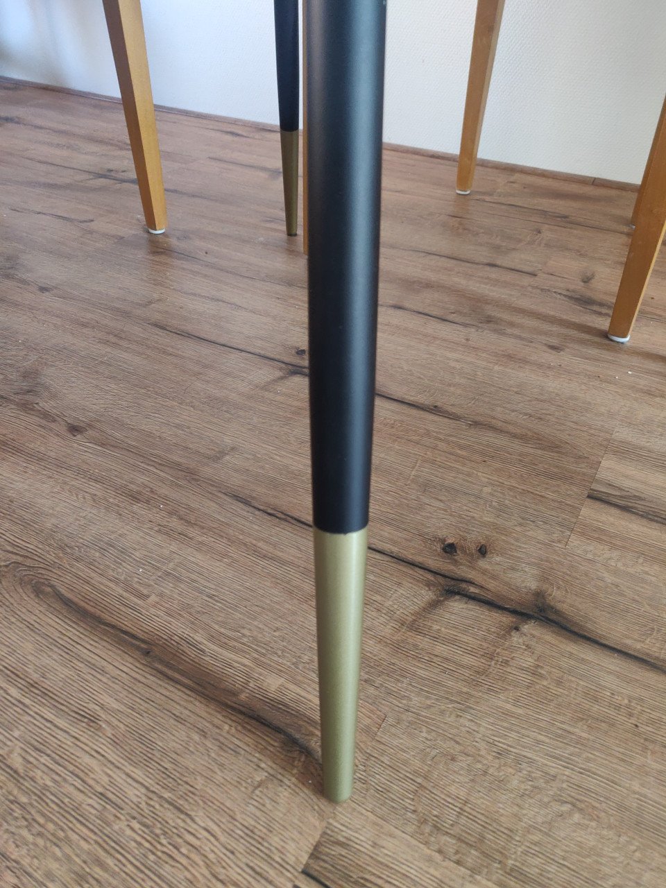 Hendrix Eettafel - Ø 90 cm - Bruin