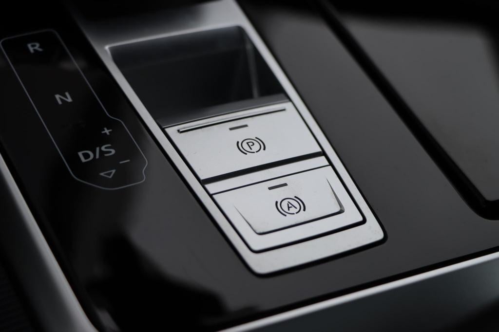 Audi Q7 55 tfsi e quattro pro line s 381pk tiptronic