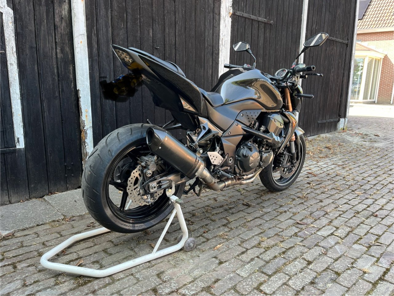 Kawasaki Z750R 2011 ABS Metallic grijs
