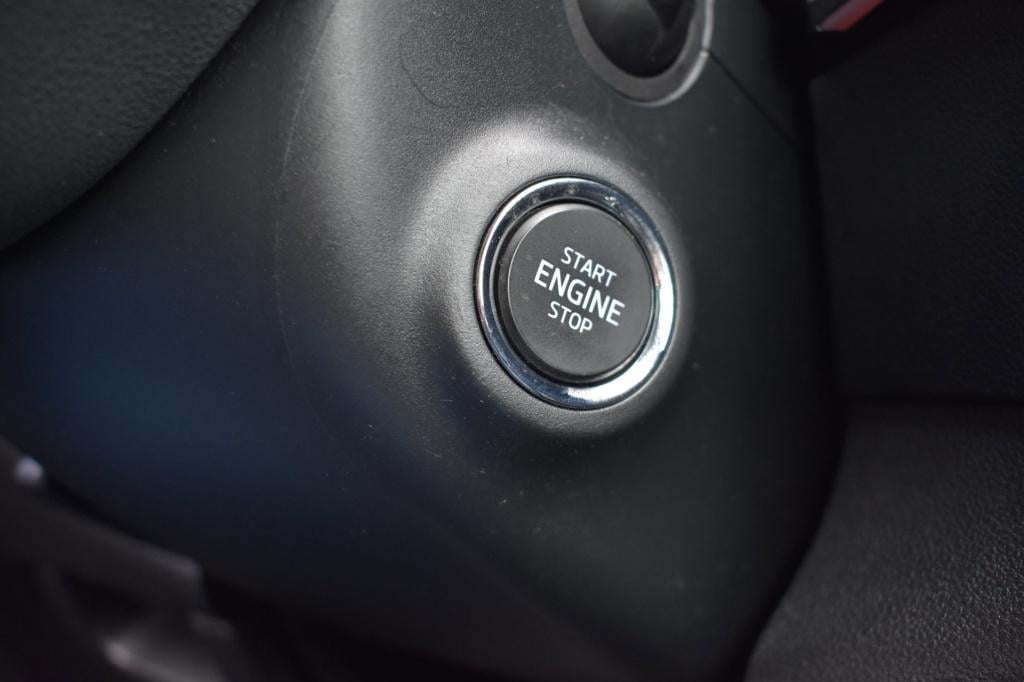 Skoda Karoq 1.5 tsi act sportline | camera | nap | stoelverwarming | apple 
