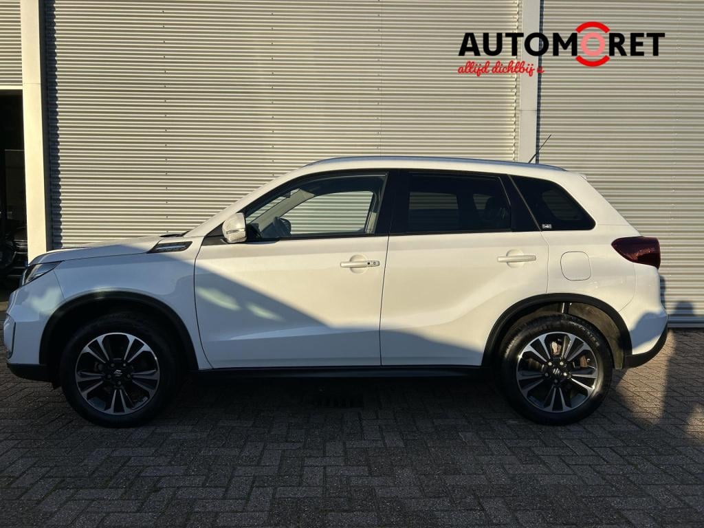 Suzuki Vitara 1.4 boosterjet style smart hybrid