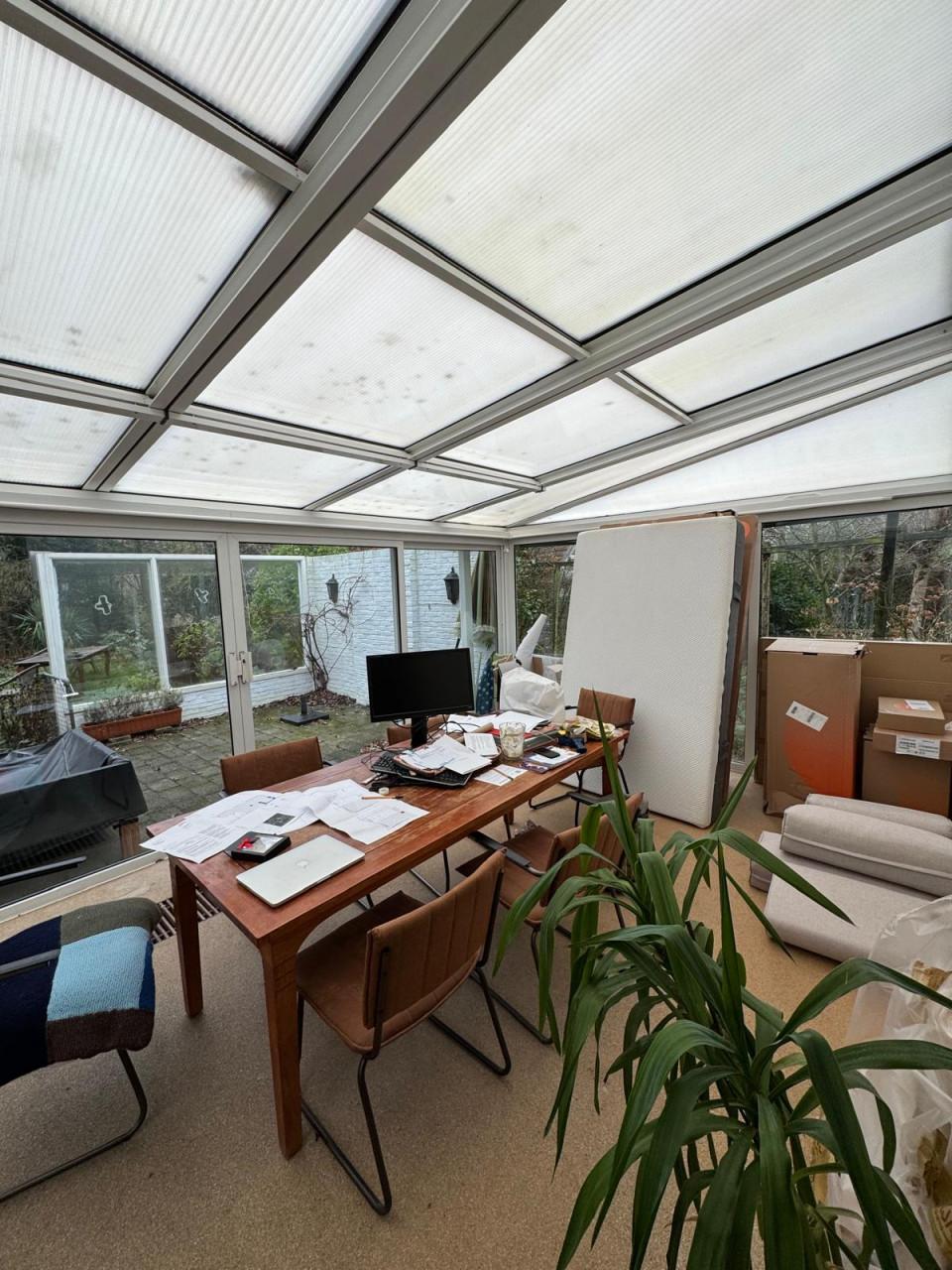 Serre 3500 x 5700 met elektrisch dakraam en zonnescherm