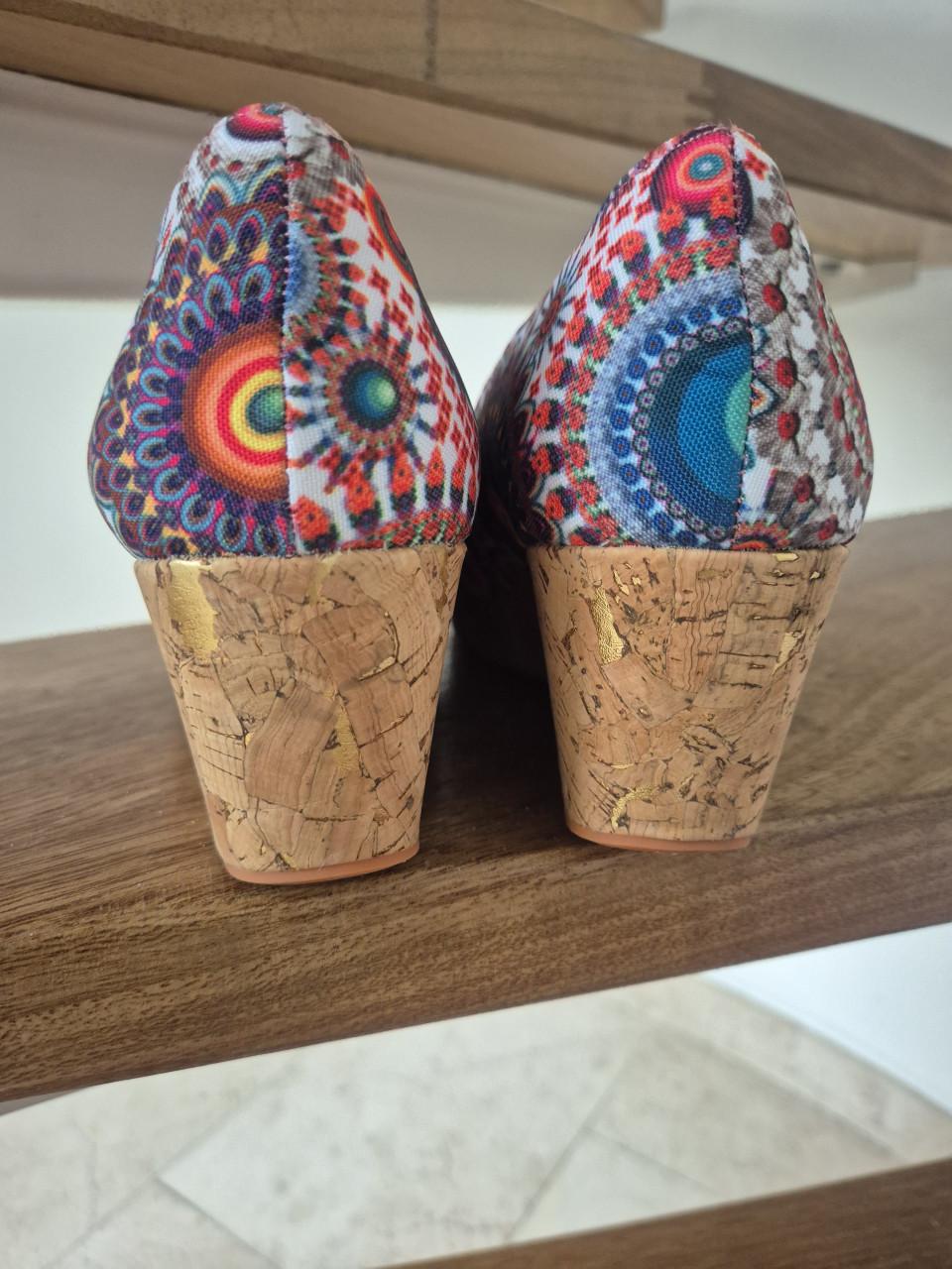 Nieuwe schoenen van Desigual - 40