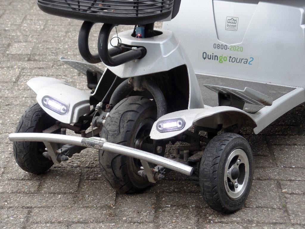 Degelijke Quingotoura scootmobiel 2 met veel extra's en 5 wielen te koop