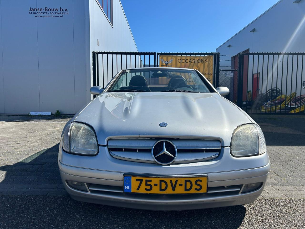 Mercedes-Benz SLK-klasse 200 Mooie Auto en Klinkt Mooi Sportief!