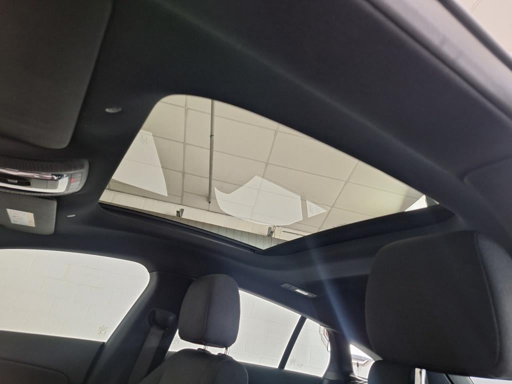 Mercedes-Benz Cla shooting brake 180 business sol. | panoramadak | stoelver