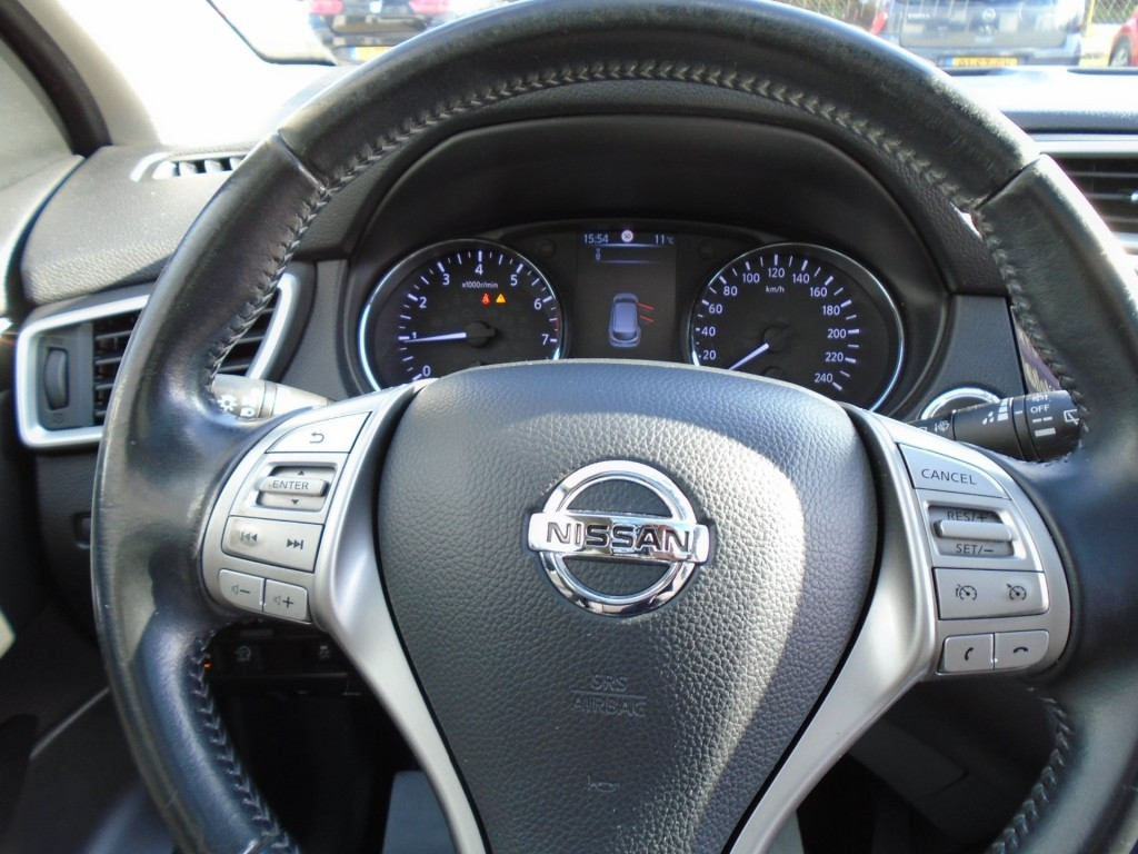 Nissan Qashqai 1.2 n-connecta