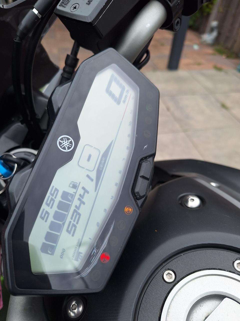 Yamaha MT-07 met Akrapovic