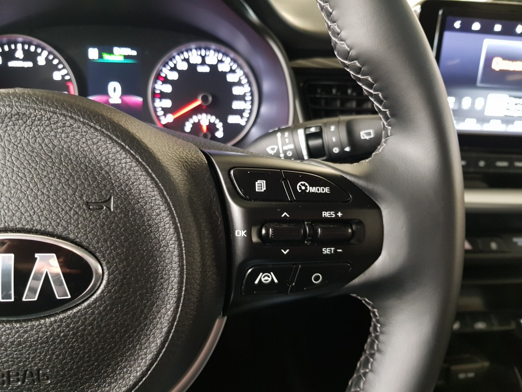 Kia Stonic mhev dynamicplusline 100 pk