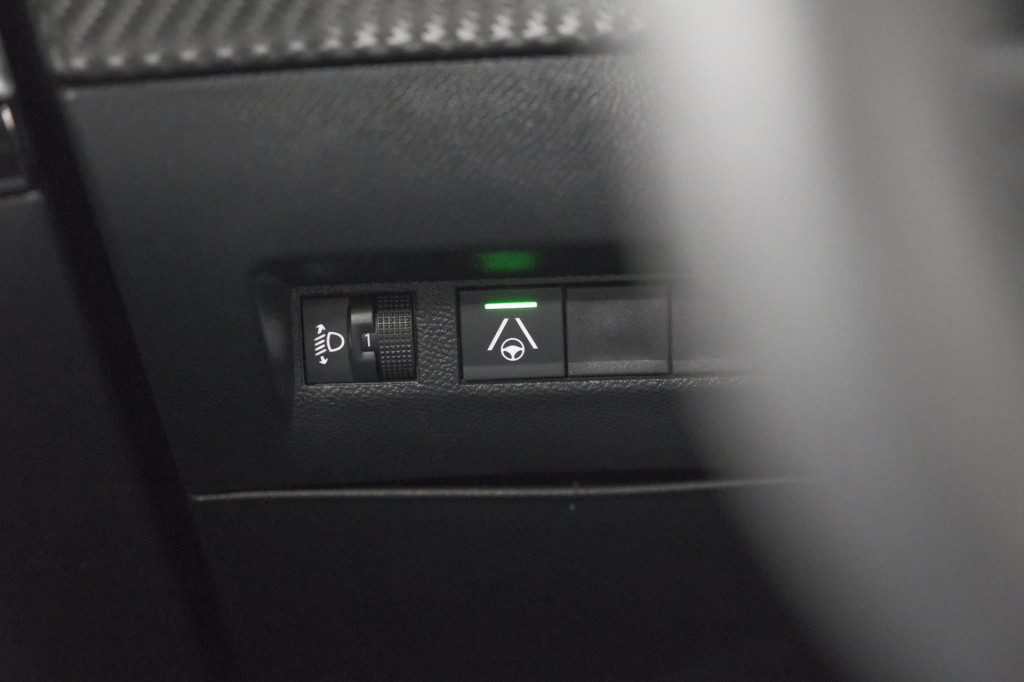 Peugeot 2008 hybrid 136 e-dcs6 allure | 360 camera | adaptieve cruise contr