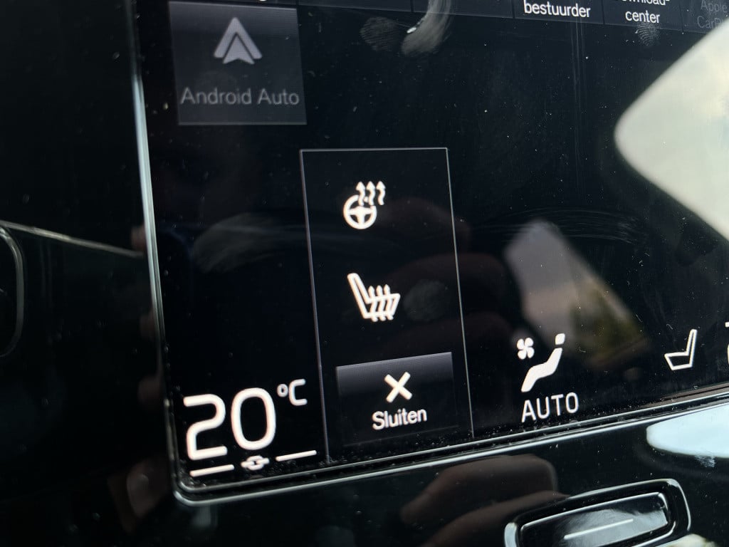 Volvo XC40 1.5 t5 recharge r-design | cruise | carplay | trekhaak | harman/