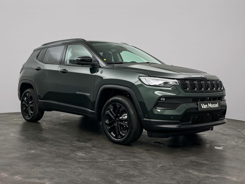 Jeep Compass 1.5t e-hybrid the north star | winterpack | camera | parkeerse