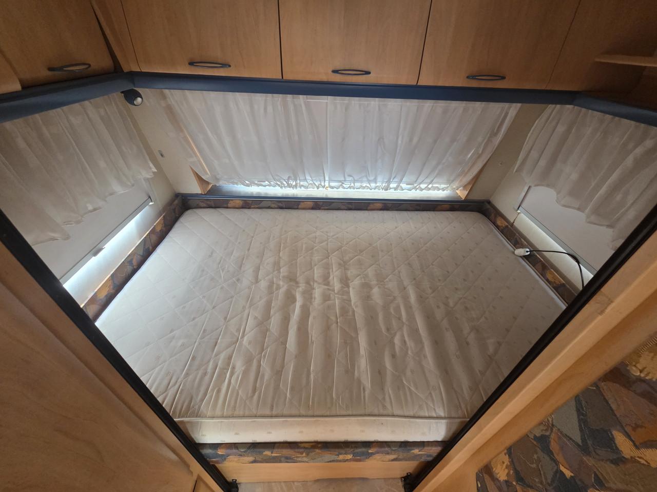 Hobby de luxe 495 met voortent en duitse papieren