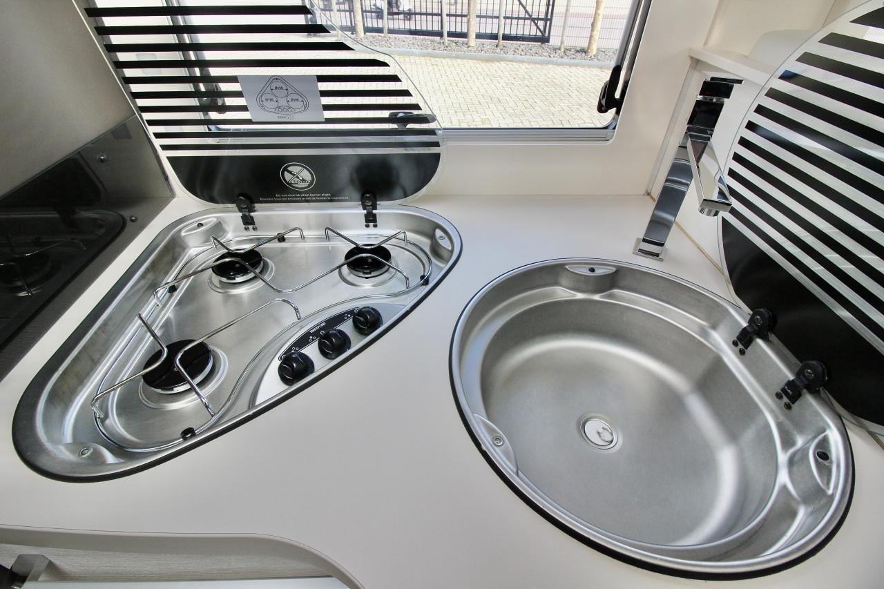 Chausson Welcome 727GA(Lengtebedden, Nieuwstaat, Eerste eigenaar!!!)