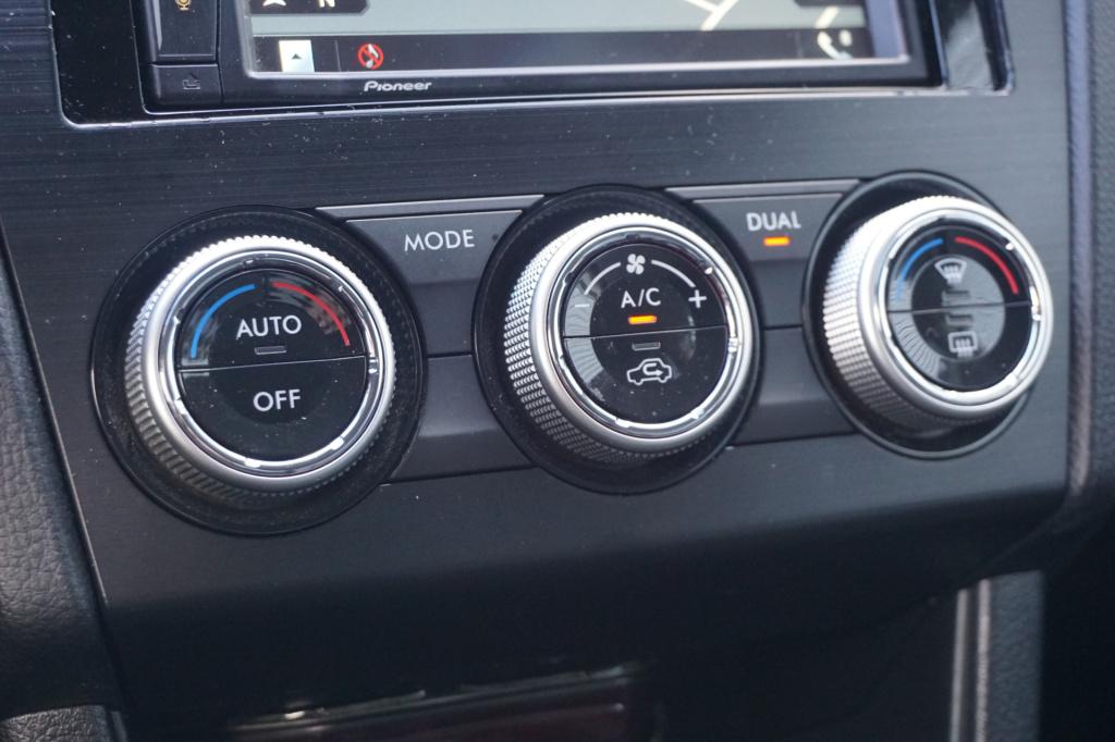 Subaru Xv 2.0i luxury awd airco / navi / cruise / camera / leder / parkeers