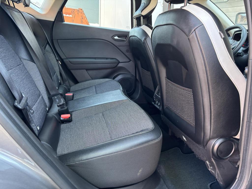 Renault Captur 1.3 tce 140 intens automaat incl. trekhaak!