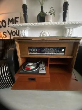 Vintage platenspeler