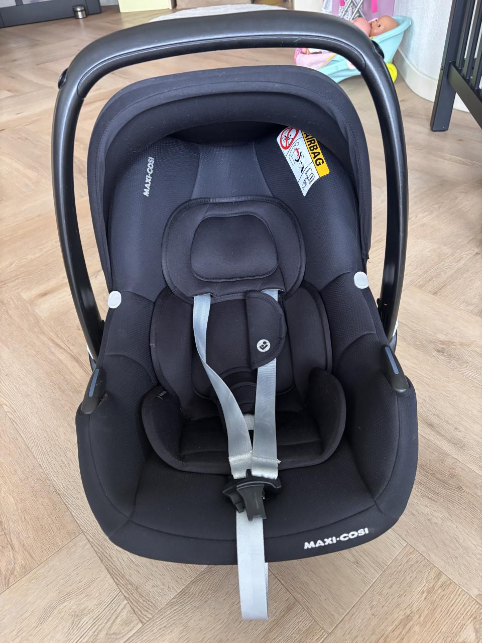 Maxi Cosi CabrioFix i-Size + familyfix base