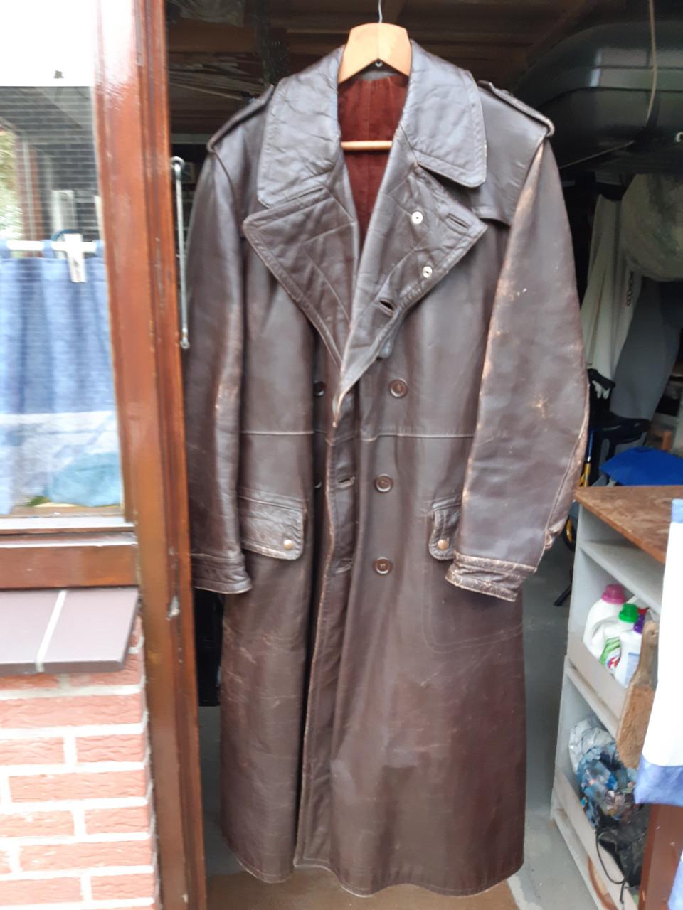 Te koop in Vlissingen oude leren motorjas