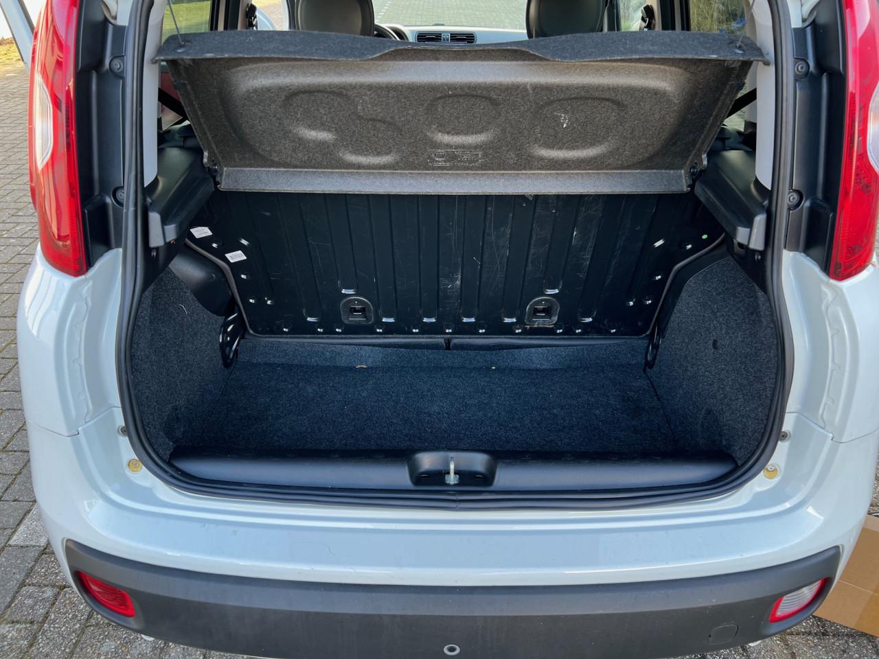 Zeer mooie Fiat Panda uit 2014 en slechts 60.000 km, Automaat!!