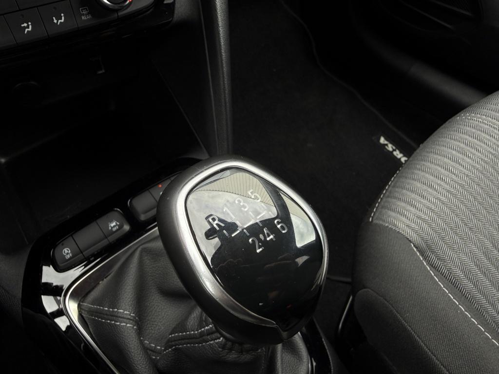 Opel Corsa 1.2 turbo - black edition - 100pk versie -