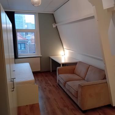 Te huur zeer nette grote studentenkamer in Vlissingen.