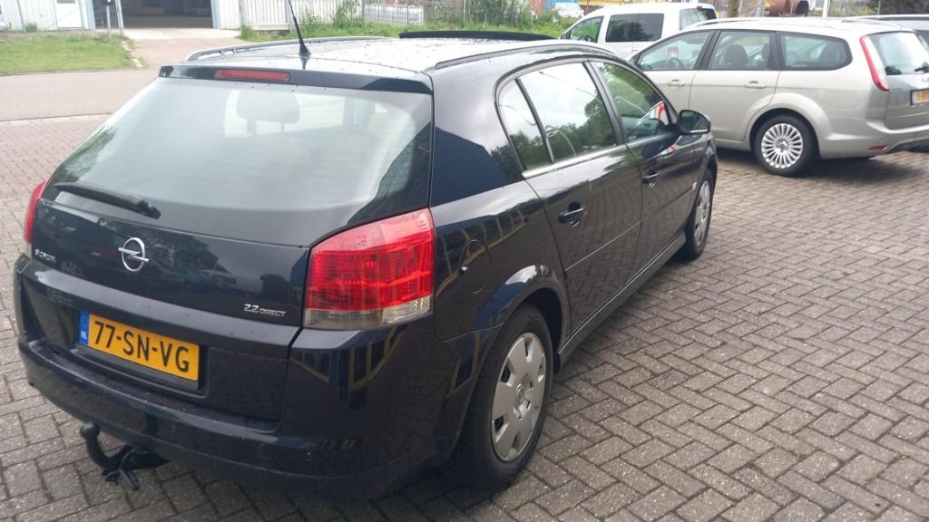 Opel Signum 2.2-16v sport