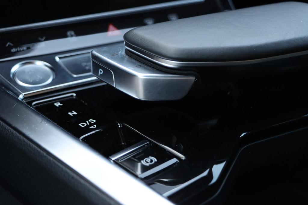 Audi E-tron 55 quattro 95 kwh 408pk | soh 91,8% |