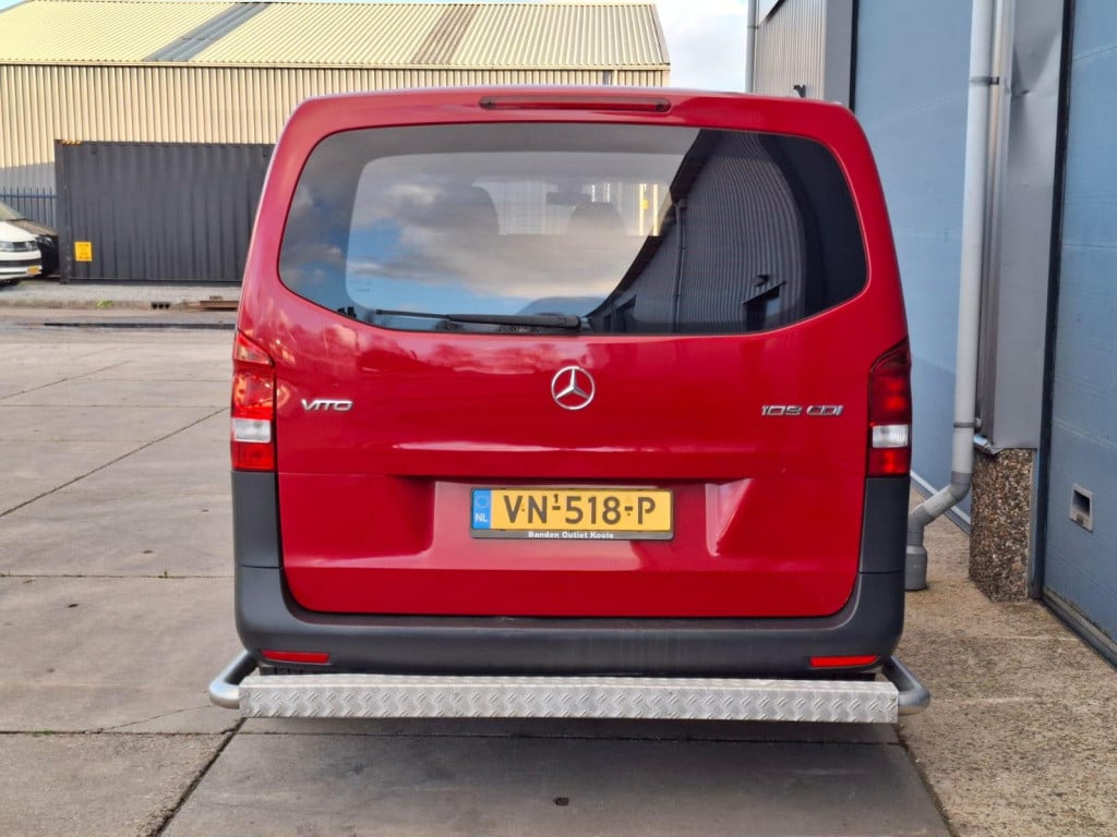 Mercedes-Benz Vito 109 cdi functional lang l2h1 / 3 zits / sidebars / n.a.p