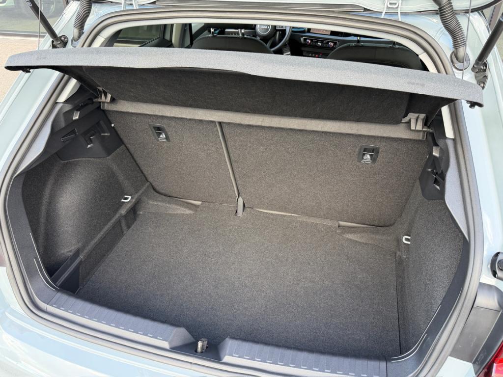 Audi A1 Sportback 25 tfsi s-tronic s-line | led | navi | carplay | adapt. c