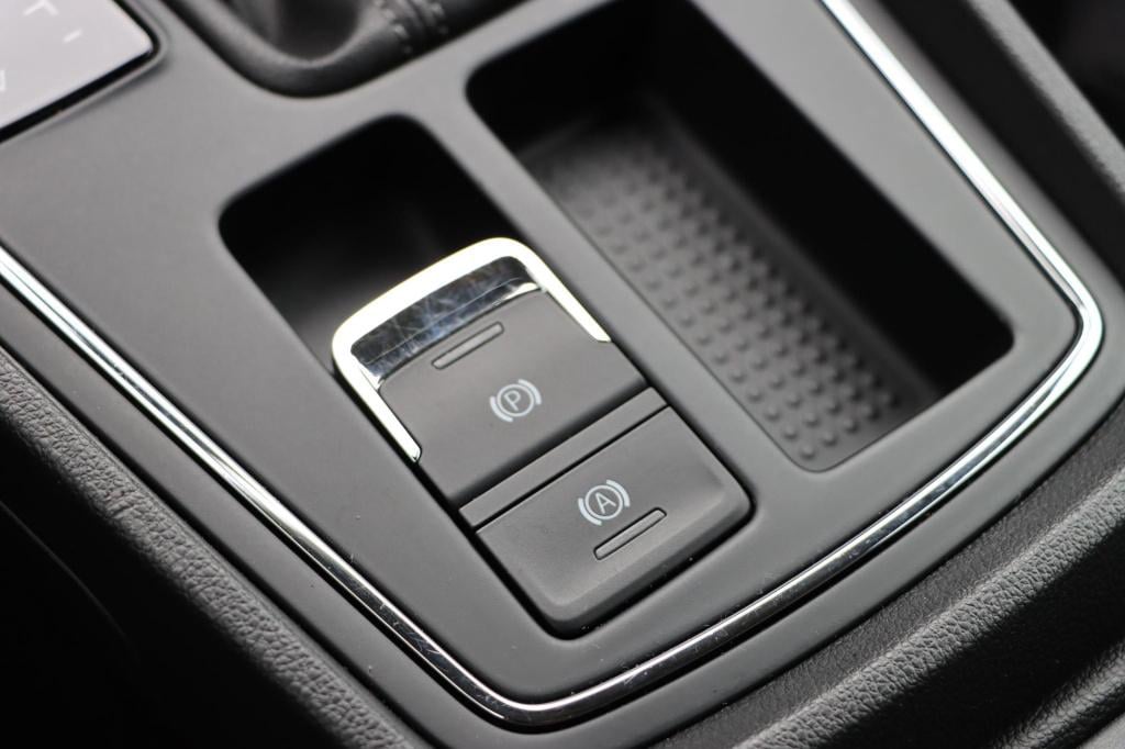 Seat Leon st 1.0 tsi style business intense dsg7